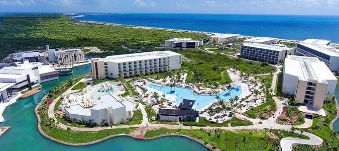 Grand Palladium Select Costa Mujeres Resort & Spa